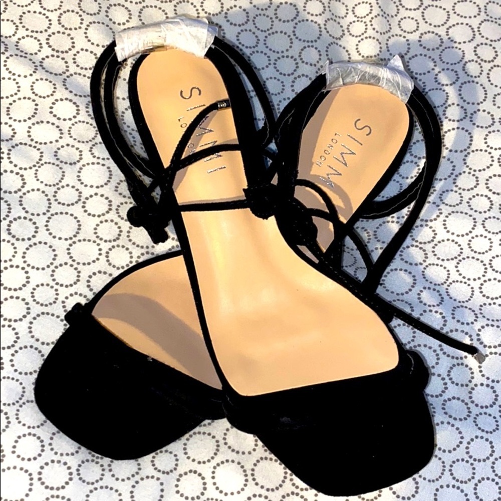 Brand new Heels